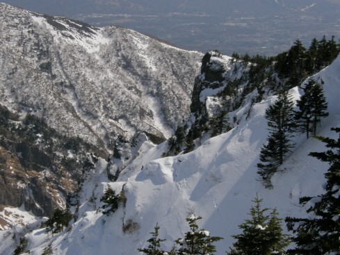 山頂よりトーミの頭